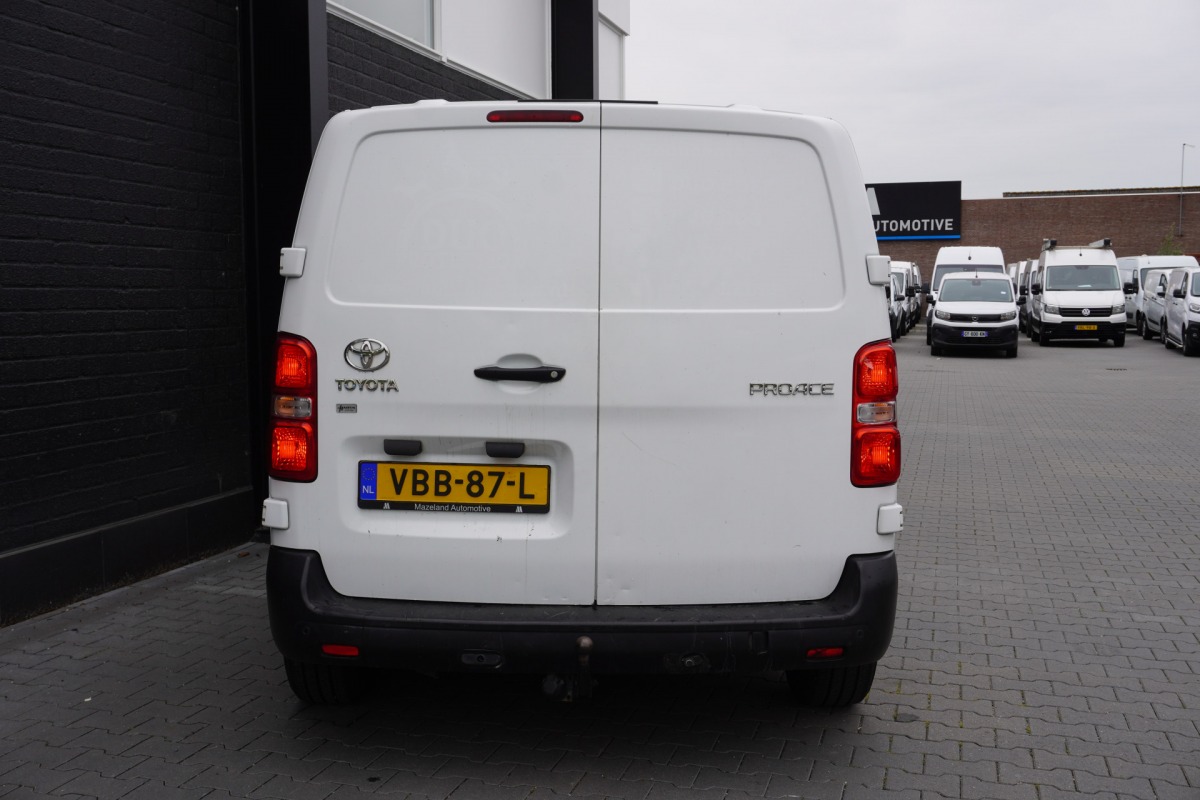 Toyota ProAce Compact 1.5 D-4D EURO 6 - Airco - Cruise - Trekhaak - € 7.950, - MARGE