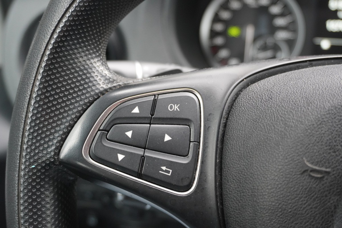 Mercedes-Benz Vito 114 CDI Lang Automaat Dubbele Cabine - EURO 6 - Airco - Navi - €19.900,- Excl. Mercedes-Benz Vito 114 CDI Lang Automaat Dubbele Cabine - EURO 6 - Airco - Navi - €19.900,- Excl.