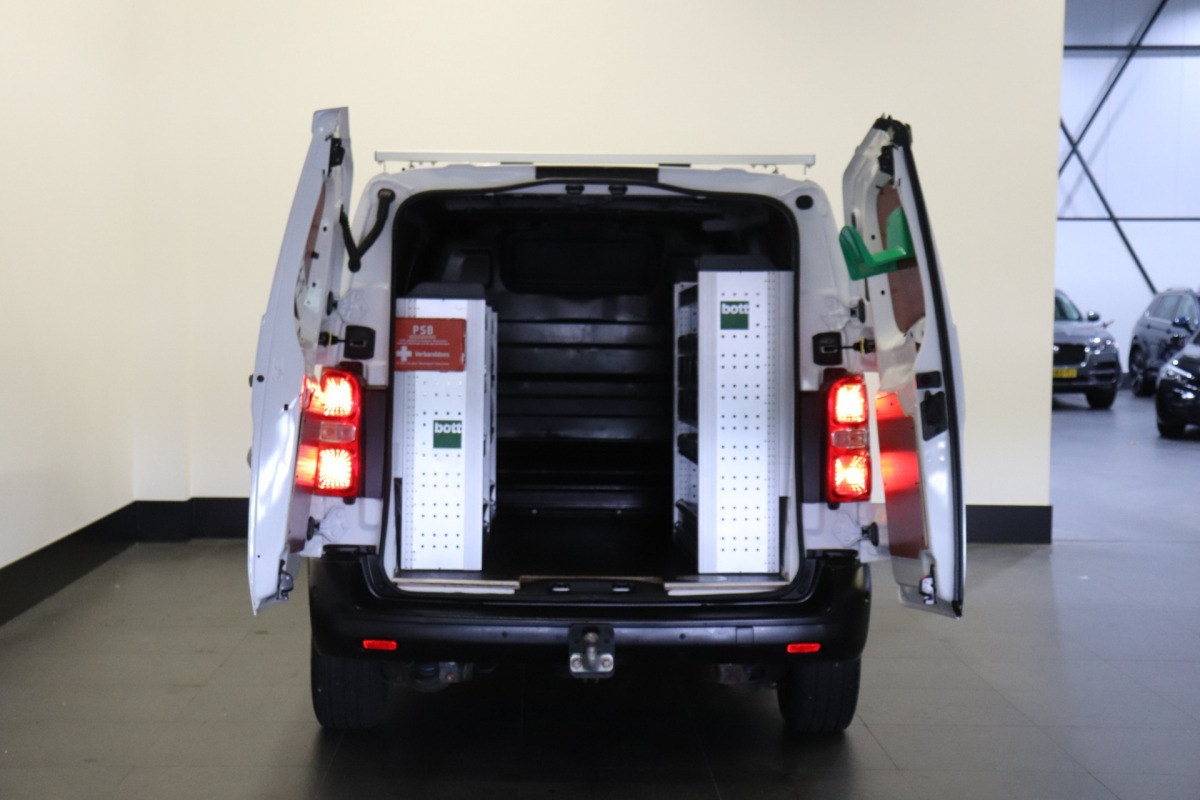 Opel Vivaro 2.0 CDTI L2 122PK EURO 6 - Airco - Cruise - Camera - € 13.499,- Excl.