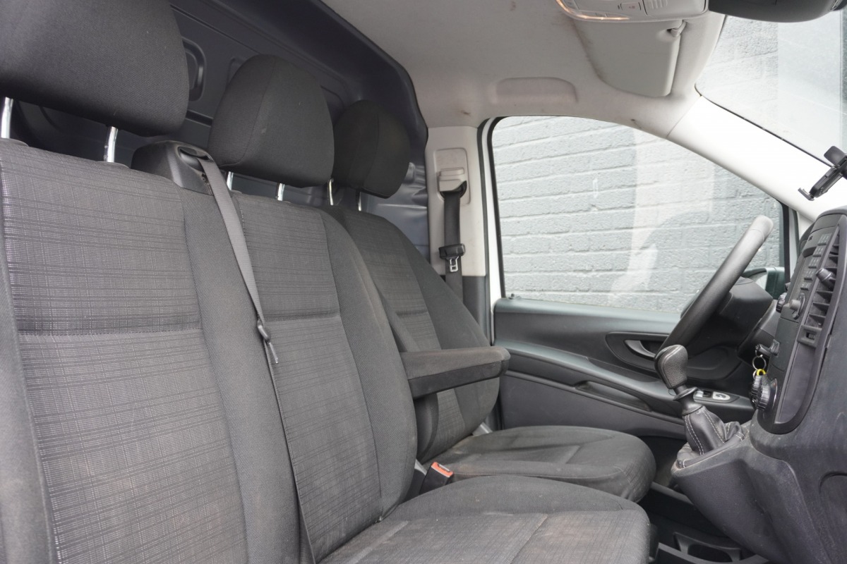 Mercedes-Benz Vito 110 CDI Lang EURO 6 - Airco - Navi - Cruise - € 13.900,- Excl. Mercedes-Benz Vito 110 CDI Lang EURO 6 - Airco - Navi - Cruise - € 13.900,- Excl.