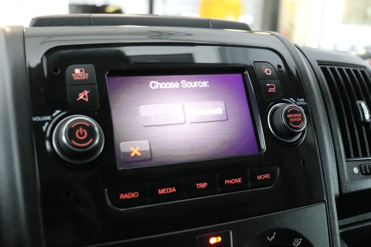 Citroën Jumper 2.2 BlueHDi 120PK L2H2 EURO 6 - Airco - Cruise - PDC - € 16.900,- Excl. Citroën Jumper 2.2 BlueHDi 120PK L2H2 EURO 6 - Airco - Cruise - PDC - € 16.900,- Excl.
