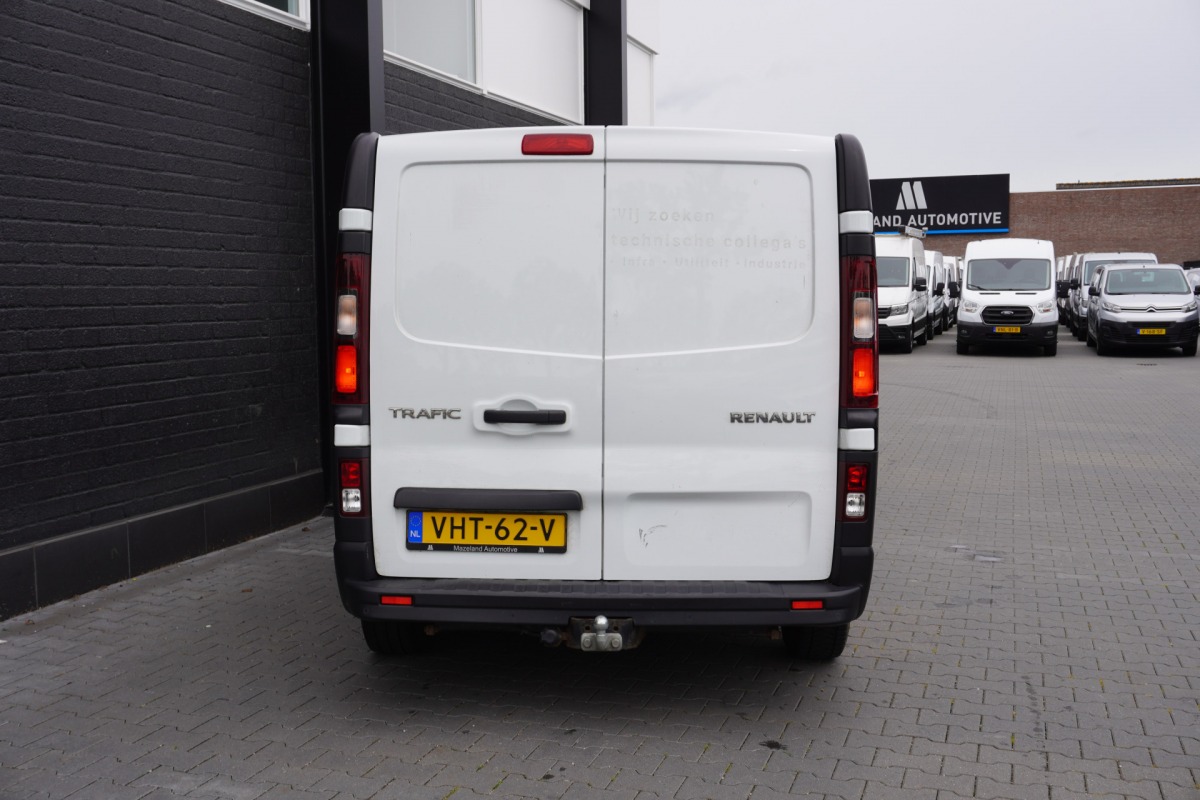 Renault Trafic 2.0 dCi 120PK EURO 6 - Airco - Navi - Cruise - € 10.950,- Excl. Renault Trafic 2.0 dCi 120PK EURO 6 - Airco - Navi - Cruise - € 10.950,- Excl.