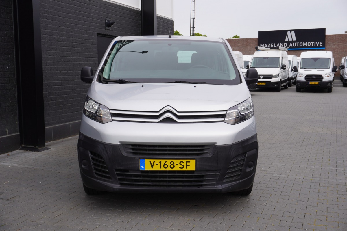 Citroën Jumpy 2.0 BlueHDI 120PK Dubbele Cabine EURO 6 - PDC - Cruise - Trekhaak - €14.900,- Excl. Citroën Jumpy 2.0 BlueHDI 120PK Dubbele Cabine EURO 6 - PDC - Cruise - Trekhaak - €14.900,- Excl.