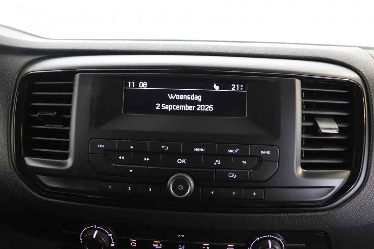 Peugeot Expert 2.0 BlueHDI 145PK L3 Dubbele Cabine Automaat EURO 6 - Airco - Cruise - PDC - € 18.950,- Excl.