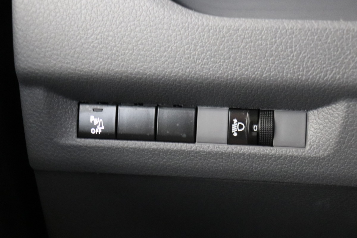 Peugeot Expert 2.0 BlueHDI 145PK L3 Dubbele Cabine Automaat EURO 6 - Airco - Cruise - PDC - € 18.950,- Excl.