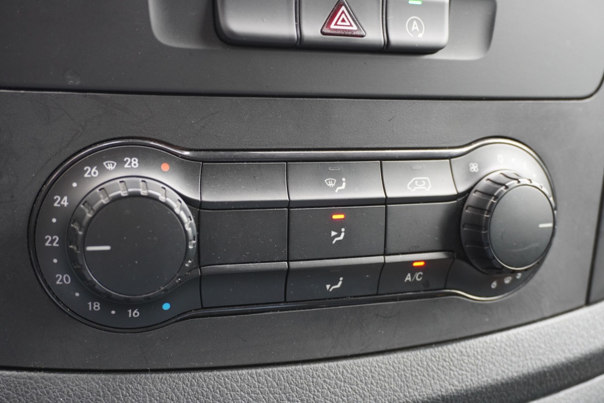 Mercedes-Benz Vito 110 CDI XL EURO 6 - Airco - Camera - €13.499,- Excl. Mercedes-Benz Vito 110 CDI XL EURO 6 - Airco - Camera - €13.499,- Excl.