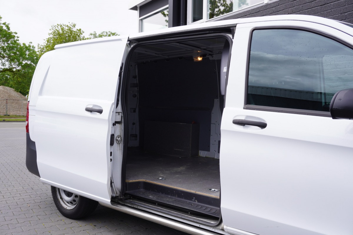 Mercedes-Benz Vito 110 CDI XL EURO 6 - Airco - Camera - €13.499,- Excl. Mercedes-Benz Vito 110 CDI XL EURO 6 - Airco - Camera - €13.499,- Excl.