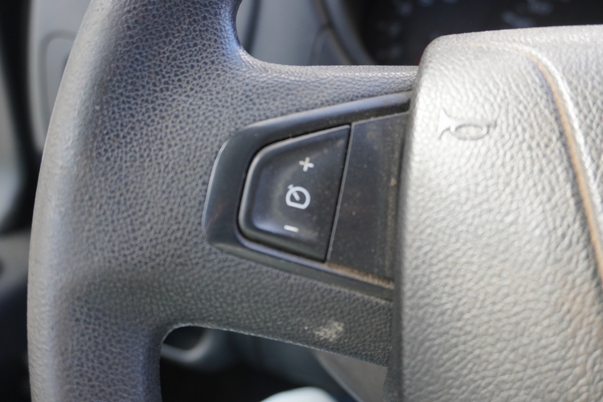 Renault Master 2.3 dCi 130PK L2H2 EURO 6 - Airco - Navi - Cruise - € 11.950,- Excl.