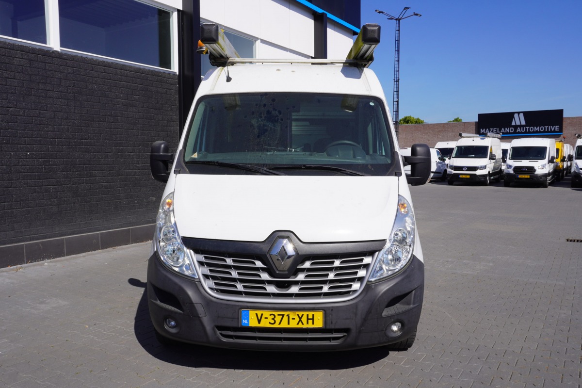 Renault Master 2.3 dCi 130PK L2H2 EURO 6 - Airco - Navi - Cruise - € 11.950,- Excl.