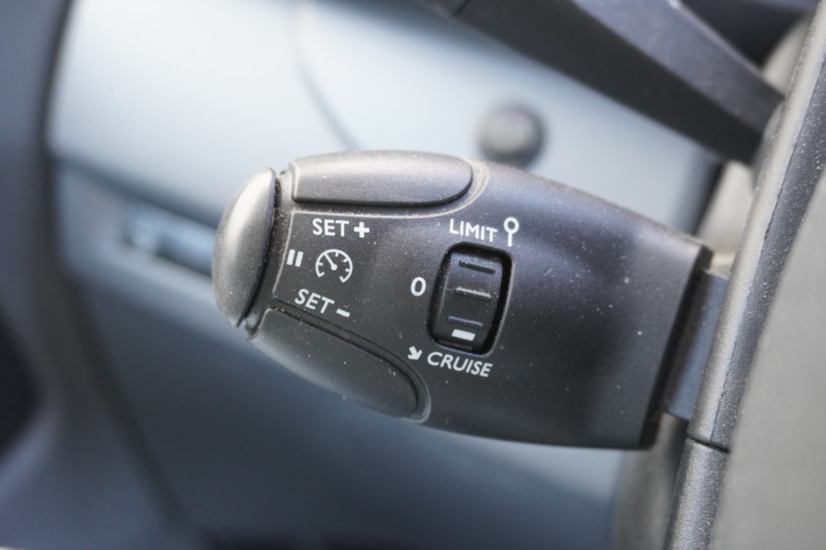 Opel Vivaro 1.5 CDTI L2 - EURO 6 - Airco - Cruise - PDC - €12.900,- Excl.
