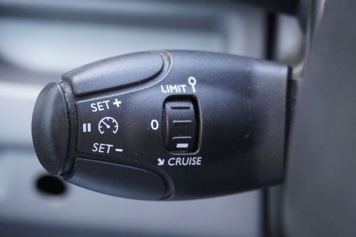 Peugeot Expert 1.5 BlueHDI EURO 6 - Airco - Cruise - PDC - € 10.950,- Excl.