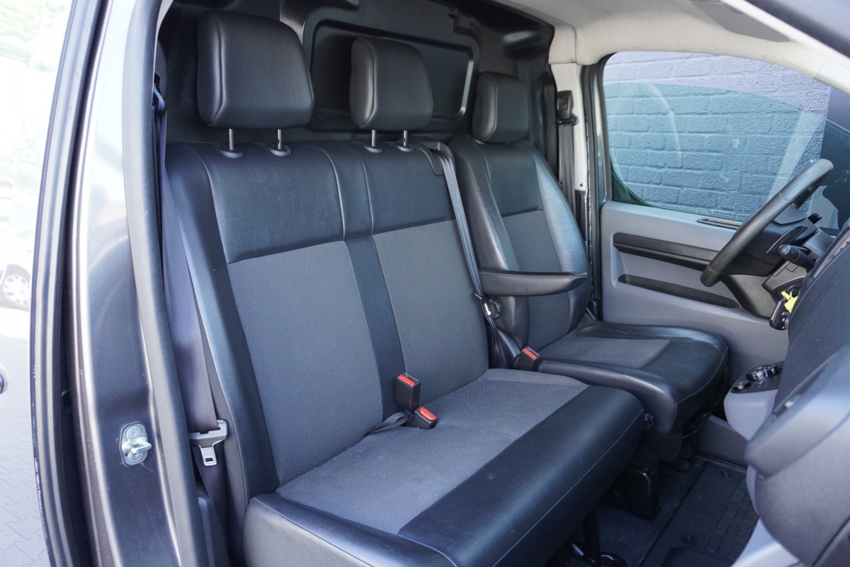 Peugeot Expert 2.0 BlueHDI 180PK Automaat L3 EURO 6 - Airco - Cruise - PDC - € 15.950,- Excl.