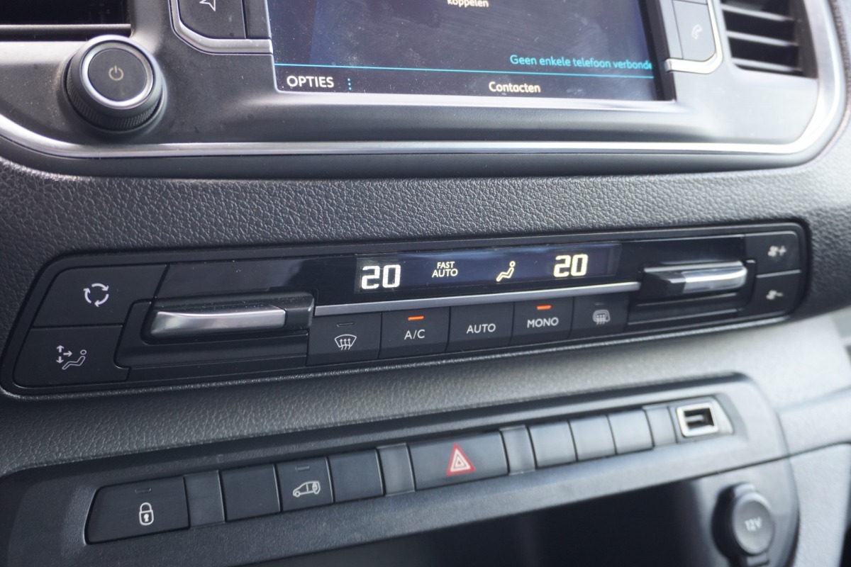 Peugeot Expert 2.0 BlueHDI 122PK Automaat EURO 6 - A/C Climate - Cruise - Camera - € 13.900,- Excl.