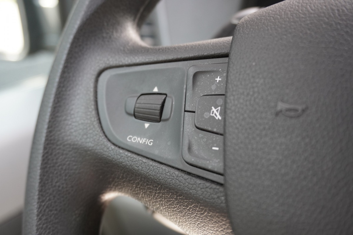 Citroën Jumpy 2.0 BlueHDI 180PK Automaat L2 EURO 6 - Airco - Cruise - Camera - € 19.950,- Excl.