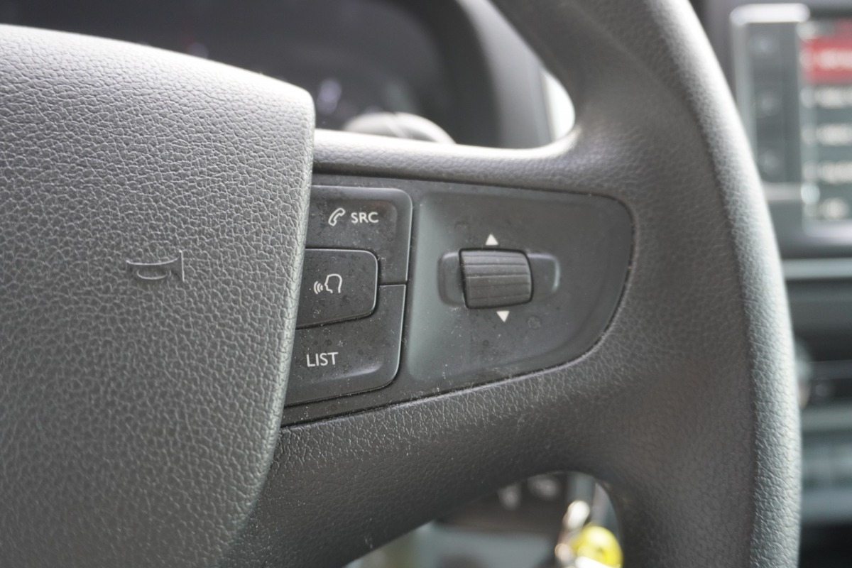 Citroën Jumpy 2.0 BlueHDI 180PK Automaat L2 EURO 6 - Airco - Cruise - Camera - € 19.950,- Excl.