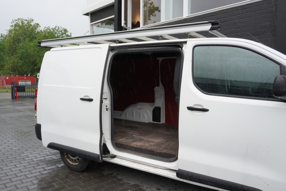 Peugeot Expert 2.0 BlueHDI 122 PK L3 EURO 6 - Airco - Navi - Cruise - €12.499,- Excl.