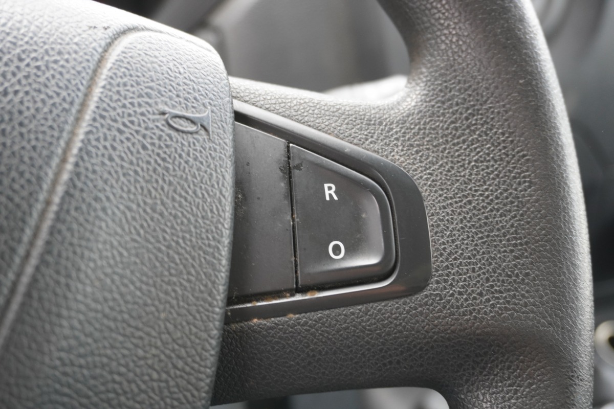 Renault Master 2.3 dCi 130PK L2H2 EURO 6 - Airco - Cruise - Camera - € 9.900,- Excl.