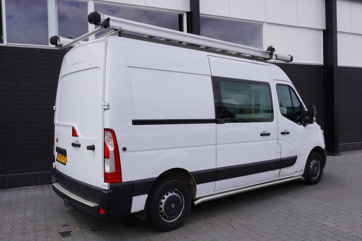 Renault Master 2.3 dCi 130PK L2H2 EURO 6 - Airco - Cruise - Camera - € 9.900,- Excl.