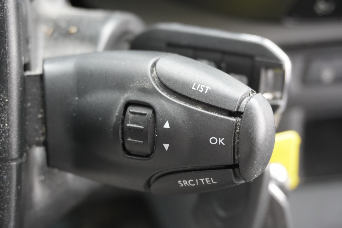 Citroën Jumpy 2.0 BlueHDI 122PK L3 EURO 6 - A/C Climate - Cruise - PDC - € 10.950,- Excl. Citroën Jumpy 2.0 BlueHDI 122PK L3 EURO 6 - A/C Climate - Cruise - PDC - € 10.950,- Excl.