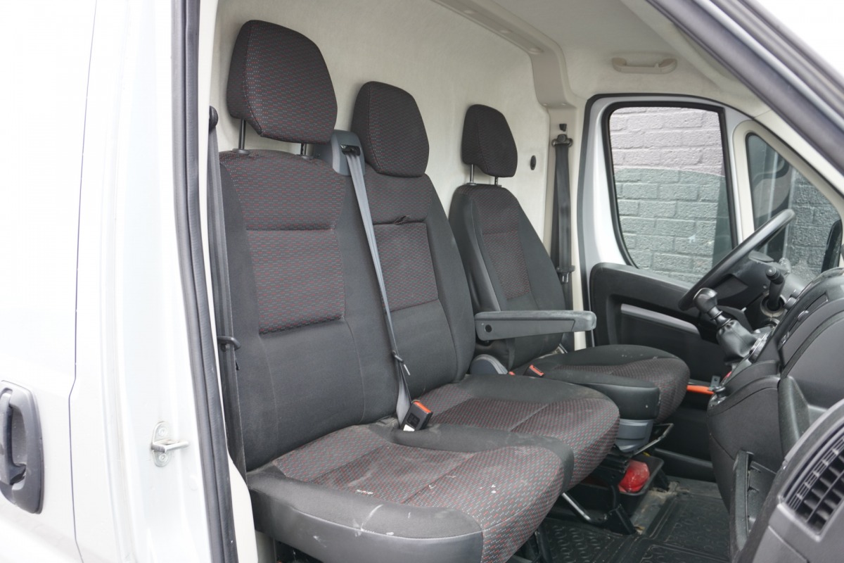 Opel Movano 2.2D 120PK L3H2 EURO 6 - Airco - Cruise - Camera - €19.900,- Excl.