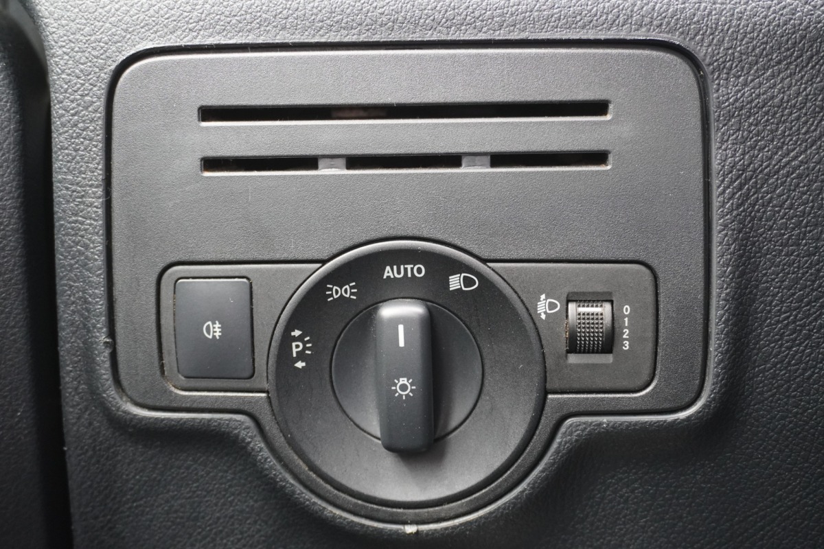 Mercedes-Benz Vito 109 CDI Lang EURO 6 - Airco - Cruise - Camera - €10.950,- Excl.