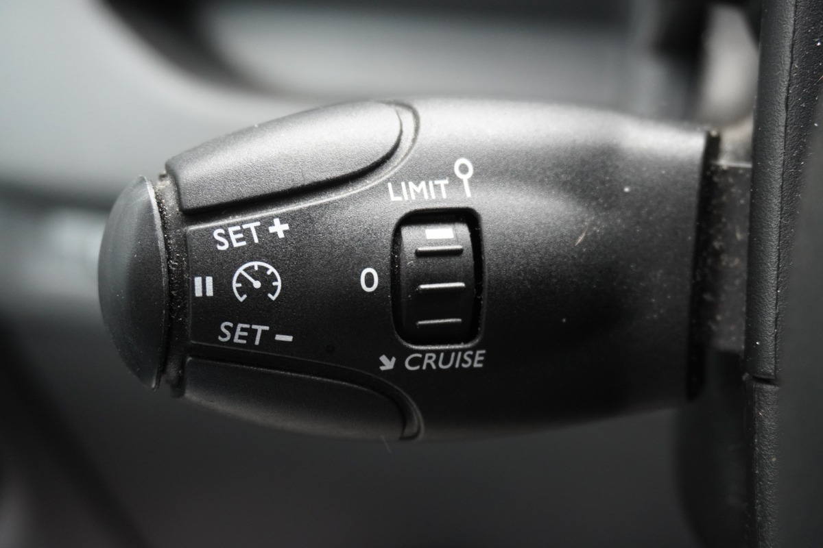 Toyota ProAce Worker 1.5 D-4D 120PK EURO 6 - Airco - Cruise - €12.950,- Excl.