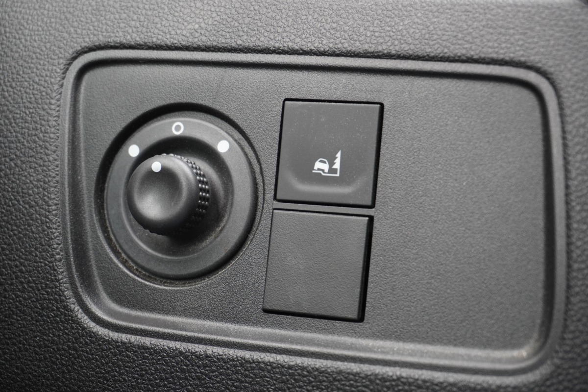 Renault Express 1.5 dCi EURO 6 - Airco - Cruise - PDC - € 11.900,- Excl.