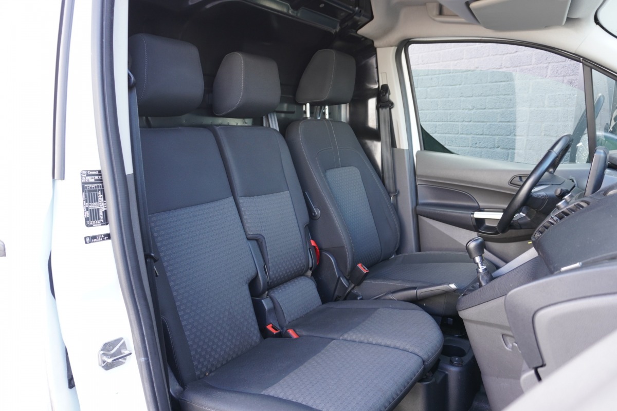 Ford Transit Connect 1.5 EcoBlue EURO 6 - Airco - Cruise - Camera - €10.900,- Excl.