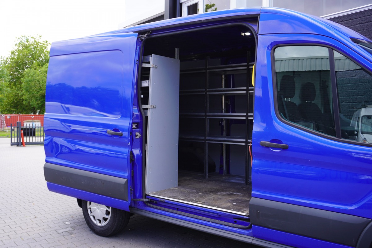 Ford Transit 2.0 TDCI L2H2 130PK EURO 6 - Airco - Navi - Cruise - Camera - €13.900,- Excl.