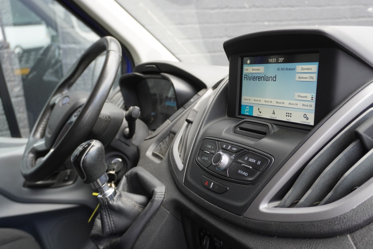 Ford Transit 2.0 TDCI L2H2 130PK EURO 6 - Airco - Navi - Cruise - Camera - €13.900,- Excl.