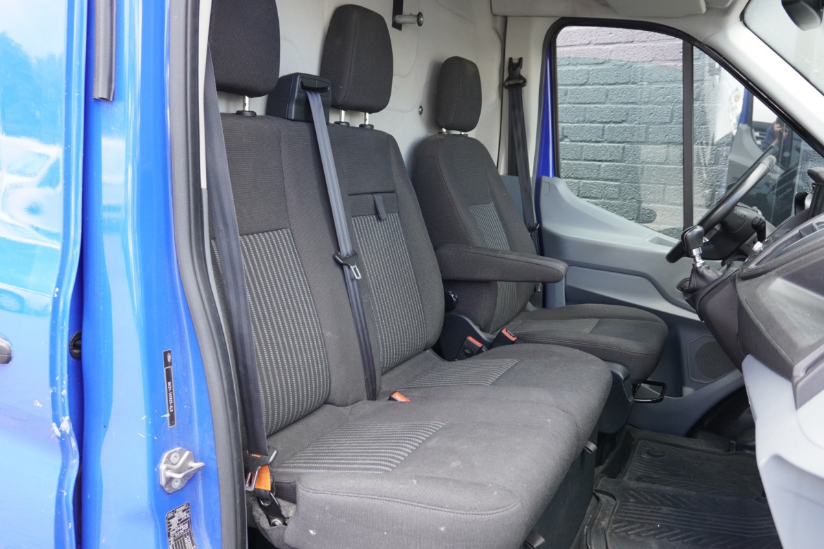 Ford Transit 2.0 TDCI L2H2 130PK EURO 6 - Airco - Navi - Cruise - Camera - €13.900,- Excl.