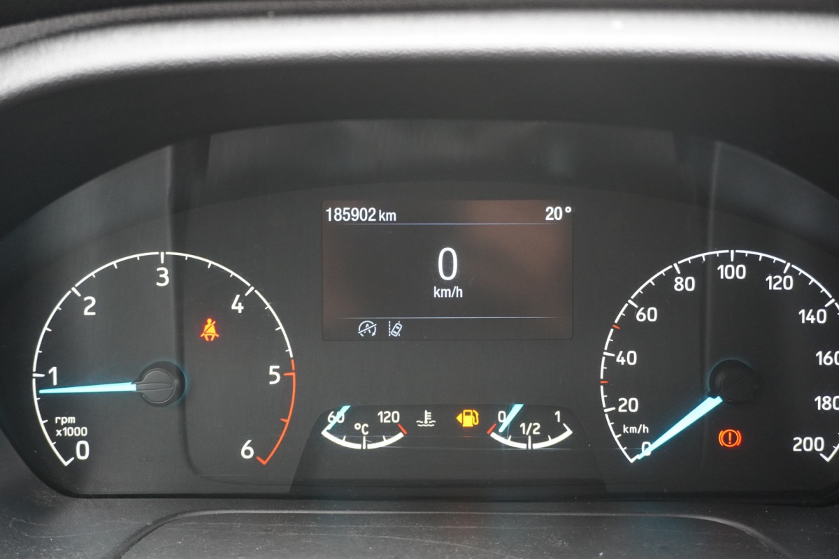 Ford Transit Custom 2.0 TDCI EURO 6 - Airco - Navi - Cruise - Camera - €12.499,- Excl. Ford Transit Custom 2.0 TDCI EURO 6 - Airco - Navi - Cruise - Camera - €12.499,- Excl.