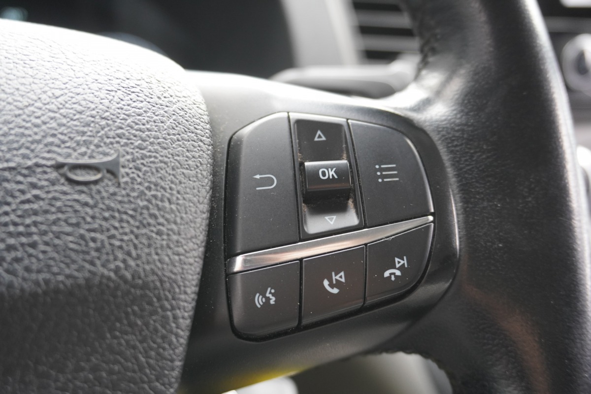 Ford Transit Custom 2.0 TDCI EURO 6 - Airco - Navi - Cruise - Camera - €12.499,- Excl. Ford Transit Custom 2.0 TDCI EURO 6 - Airco - Navi - Cruise - Camera - €12.499,- Excl.
