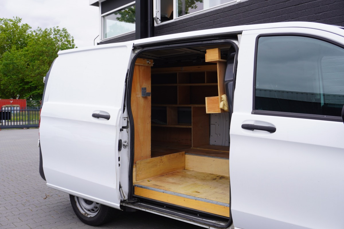 Mercedes-Benz Vito 109 CDI Lang EURO 6 - Airco - Trekhaak - €11.900,- Excl.