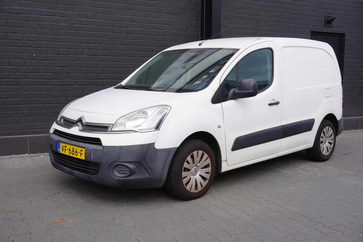 Citroën Berlingo 1.6 HDI - Airco - Cruise - Trekhaak - €2.950,- Excl.