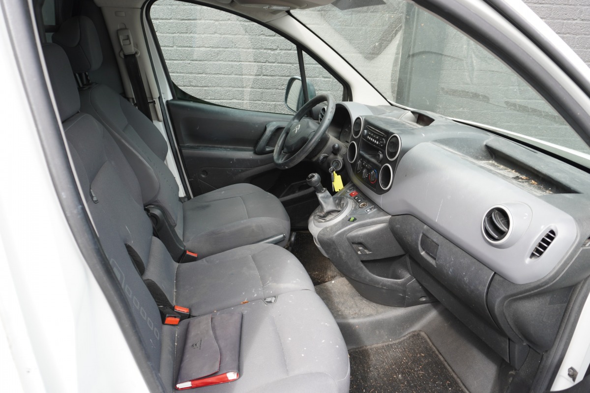 Citroën Berlingo 1.6 HDI - Airco - Cruise - Trekhaak - €2.950,- Excl.