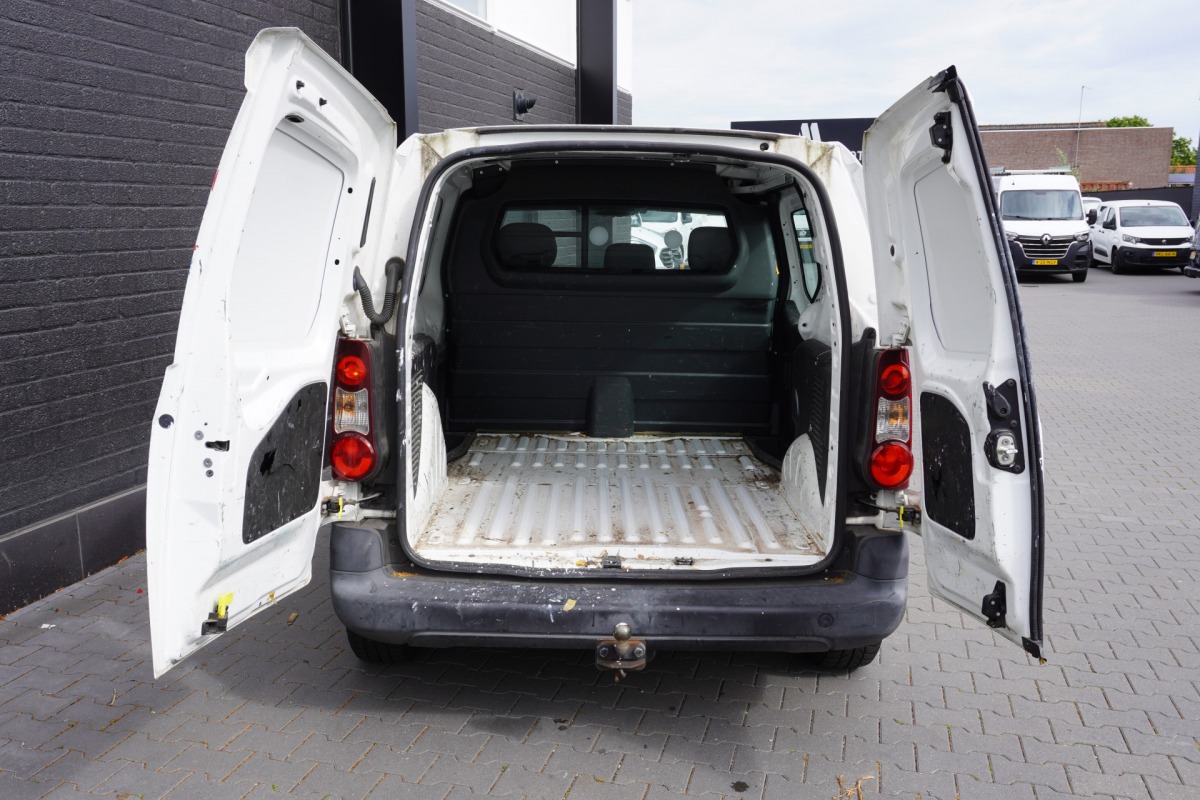 Citroën Berlingo 1.6 HDI - Airco - Cruise - Trekhaak - €2.950,- Excl.