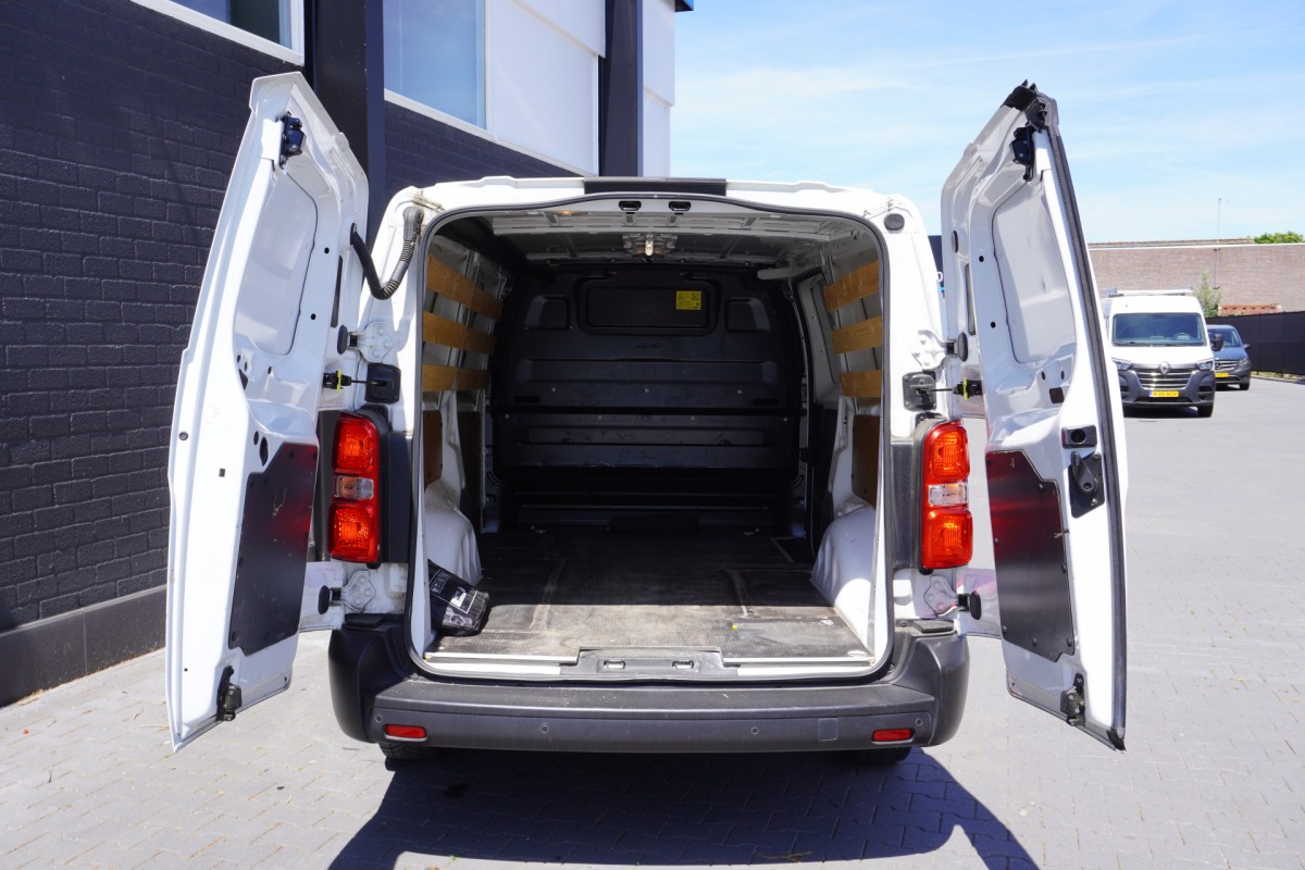 Peugeot Expert 2.0 BlueHDI 120PK EURO 6 - Airco - Cruise - PDC - €11.950,- Excl.