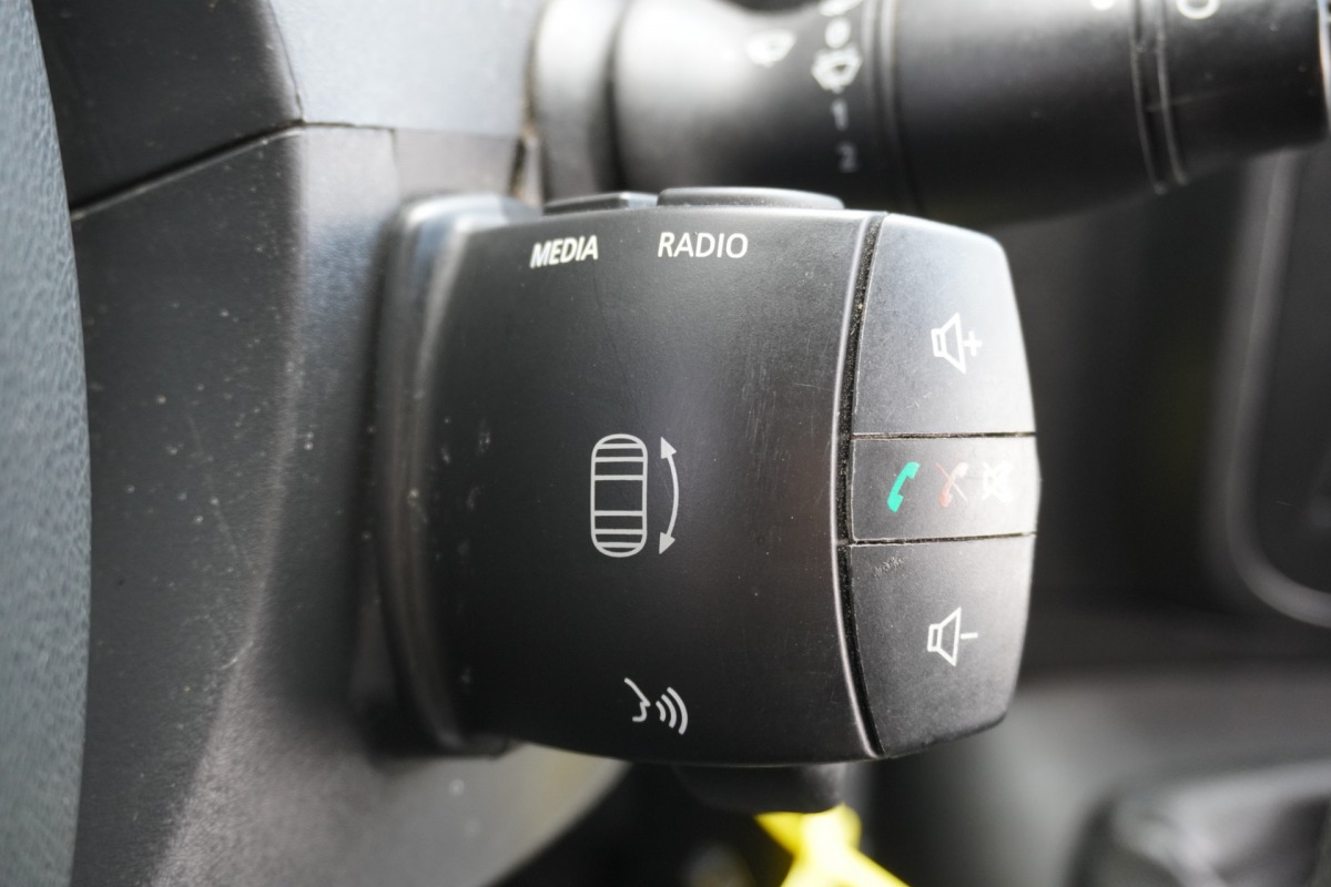 Renault Master 2.3 dCi 130PK L2H2 EURO 6 - Airco - Navi - Cruise - €11.900,- Excl.