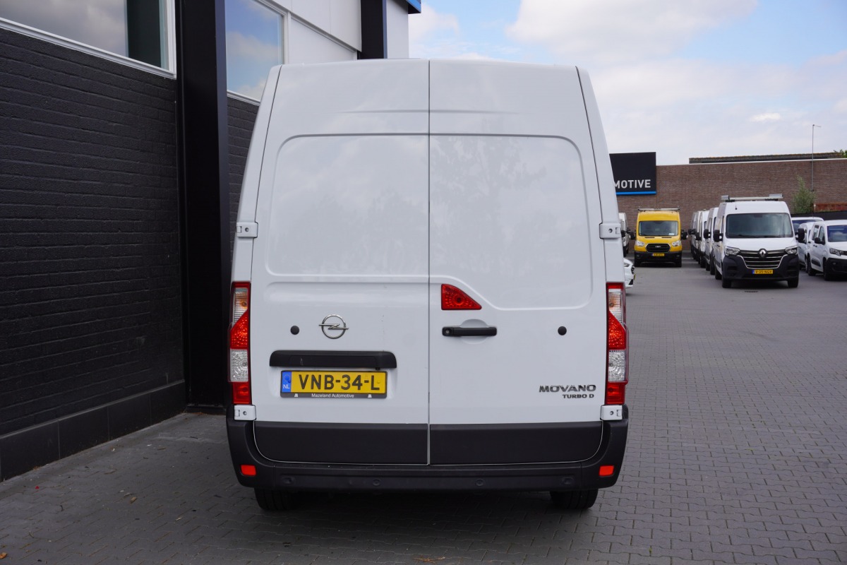 Opel Movano 2.3 Turbo L2H2 135PK EURO 6 - A/C Climate - Cruise - Camera - €13.900,- Excl.