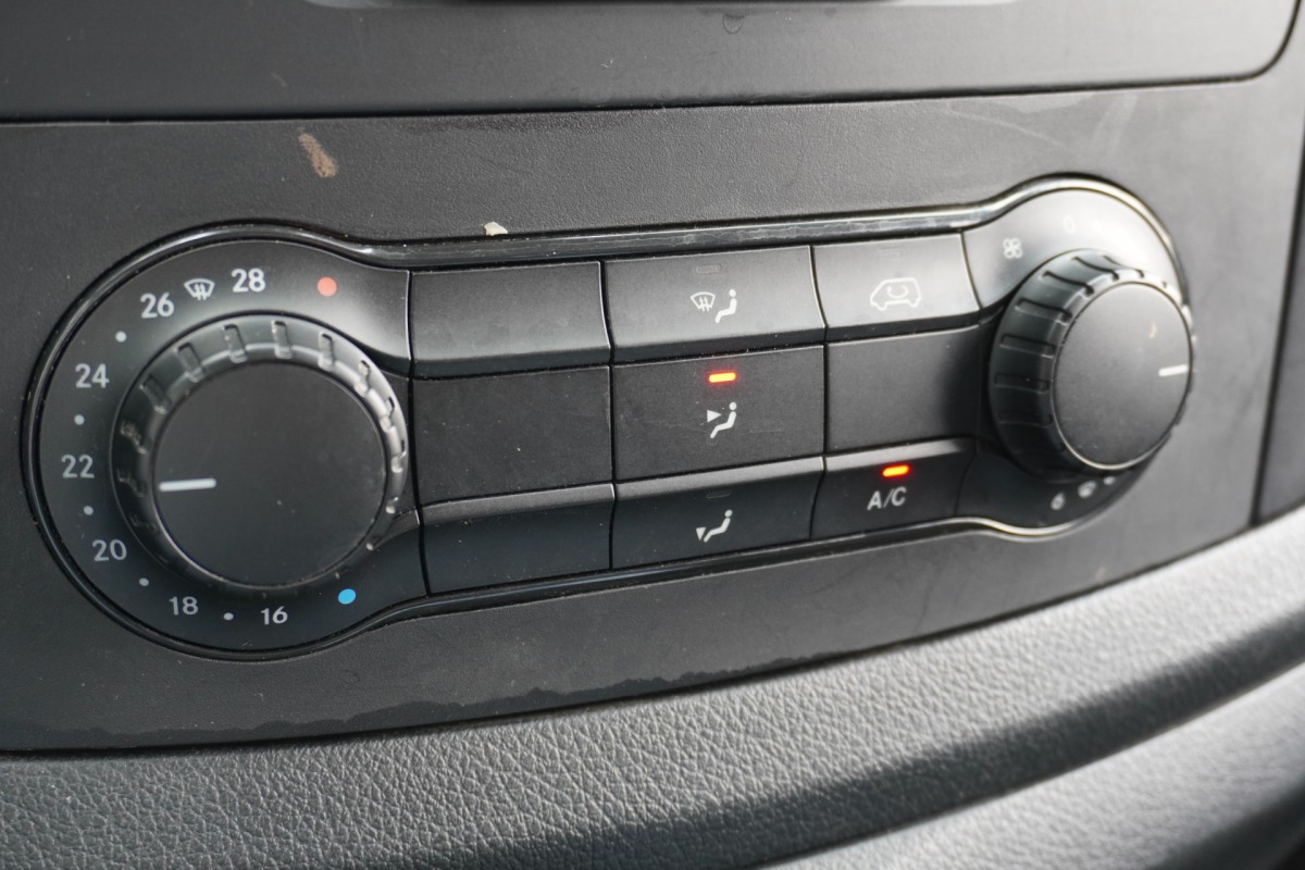 Mercedes-Benz Vito 114 CDI Lang EURO 6 - Airco - Cruise - Camera - €13.900,- Excl.