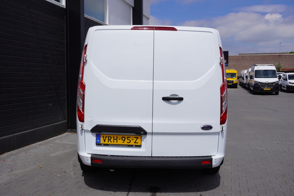 Ford Transit Custom 2.0 TDCI 130PK L2 EURO 6 - Airco - Navi - Cruise - €14.900,- Excl.