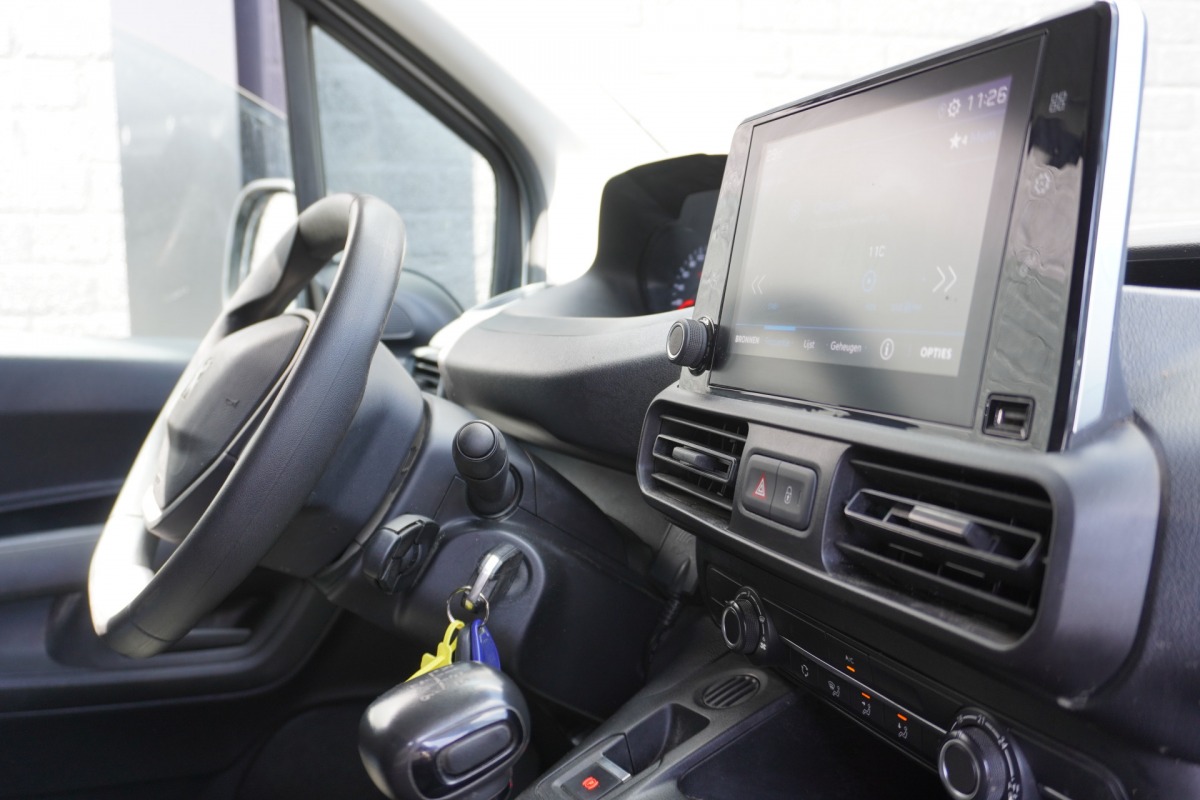 Peugeot Partner 1.5 BlueHDI 130PK EURO 6 - Airco - Cruise - Camera - €9.950,- Excl.