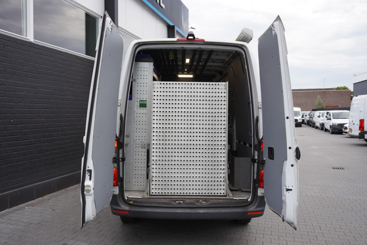 Mercedes-Benz Sprinter 311 2.2 CDI L2H2 EURO 6 - A/C Climate - Camera - €16.900,- Excl.