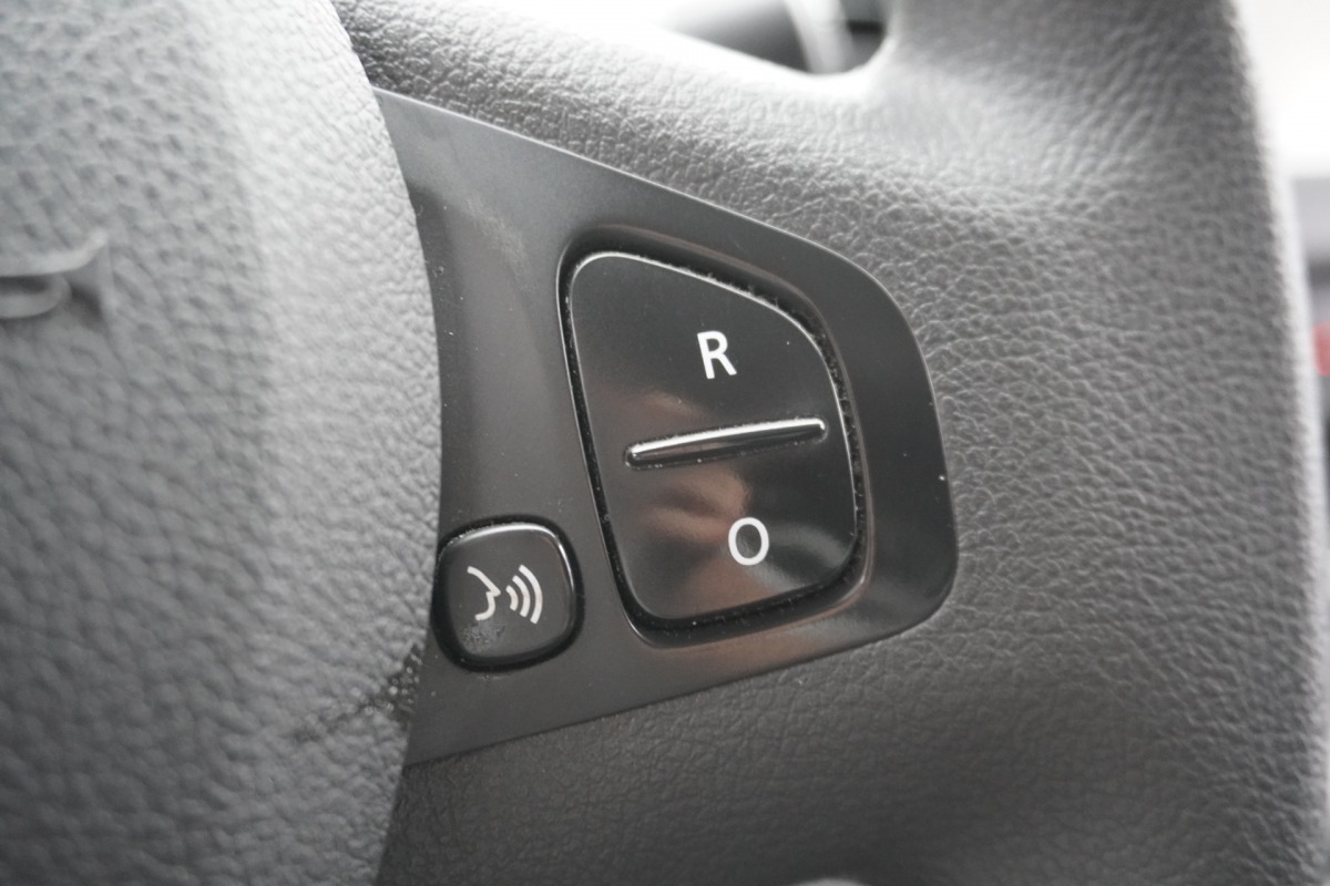 Renault Trafic 2.0 dCi 145PK Automaat 2x Schuifdeur EURO 6 - Airco  - Navi - Cruise - €17.950,- Excl.