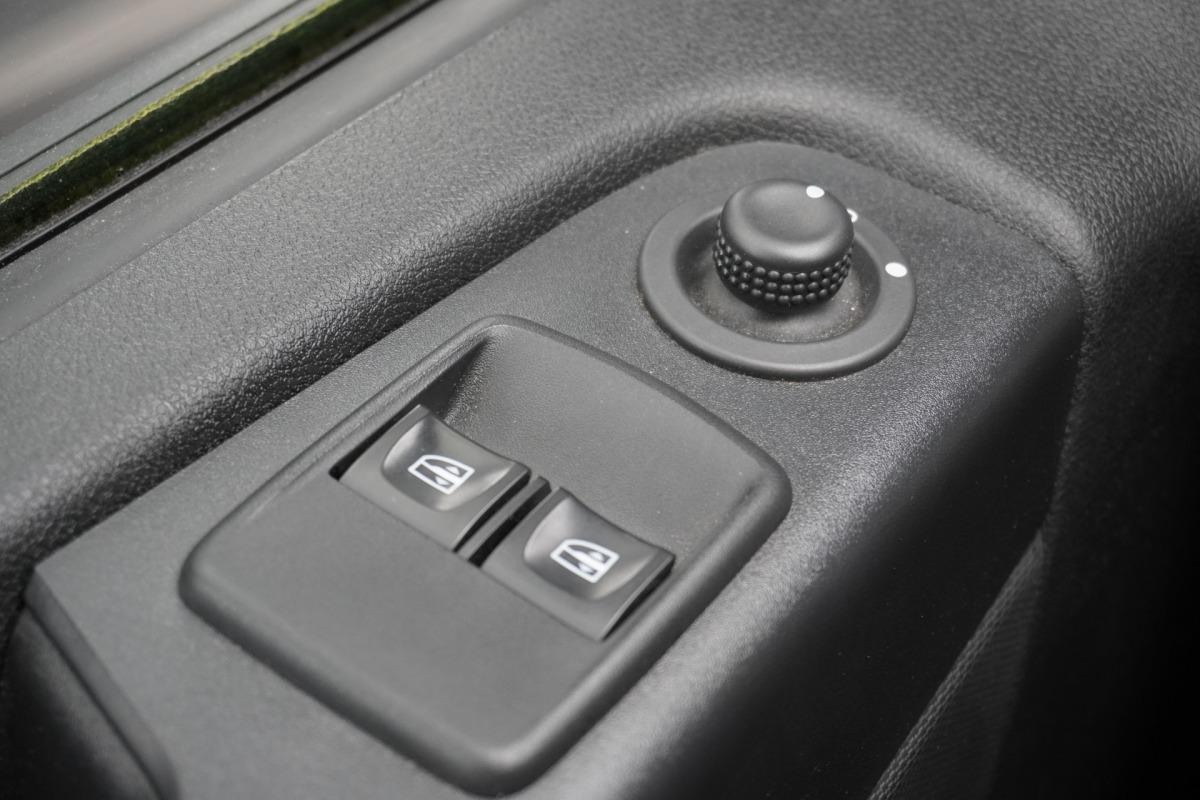 Renault Trafic 2.0 dCi 145PK Automaat 2x Schuifdeur EURO 6 - Airco  - Navi - Cruise - €17.950,- Excl.