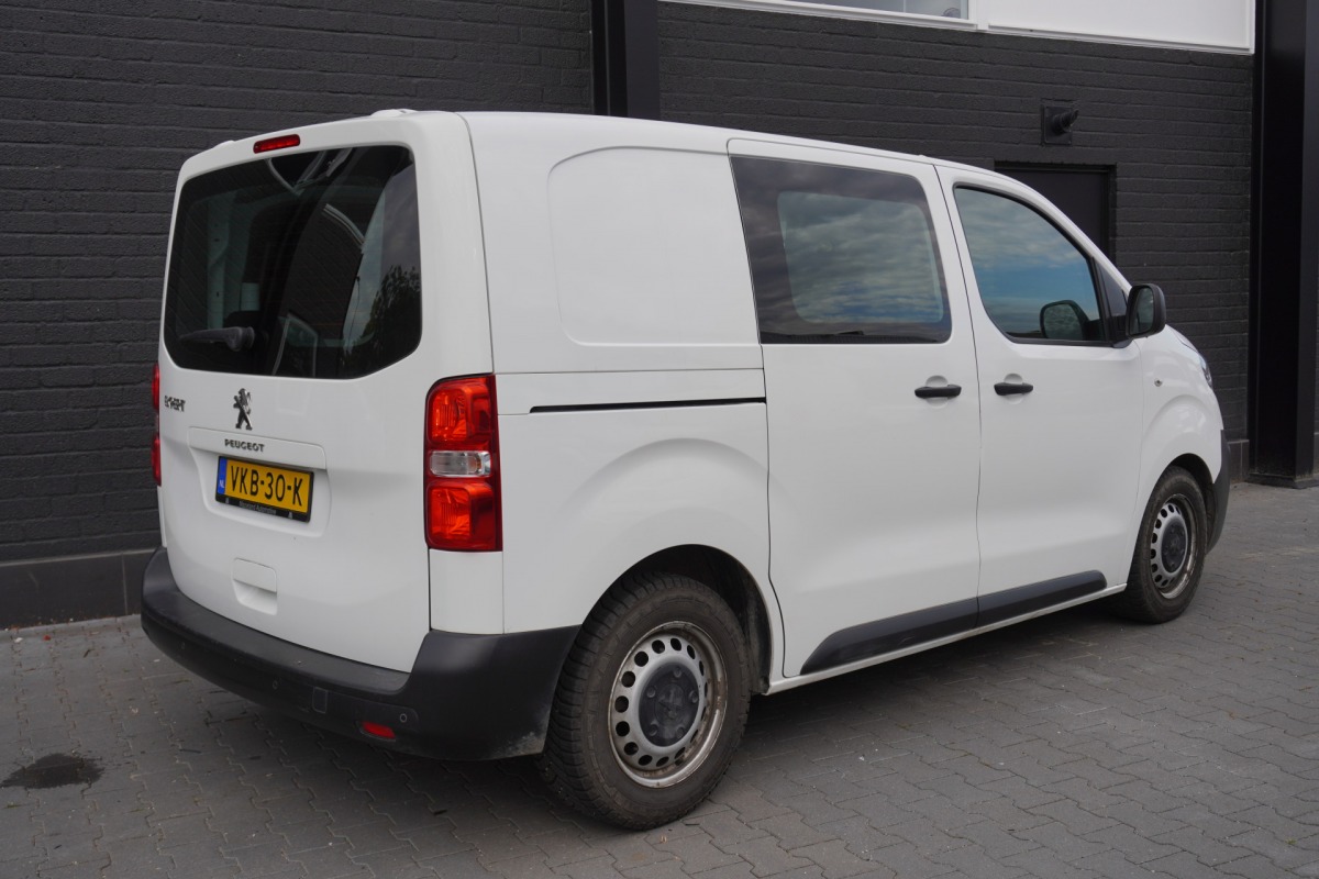 Peugeot Expert 2.0 BlueHDI 122PK Automaat EURO 6 - Airco - Cruise - PDC - €11.900,- Excl.