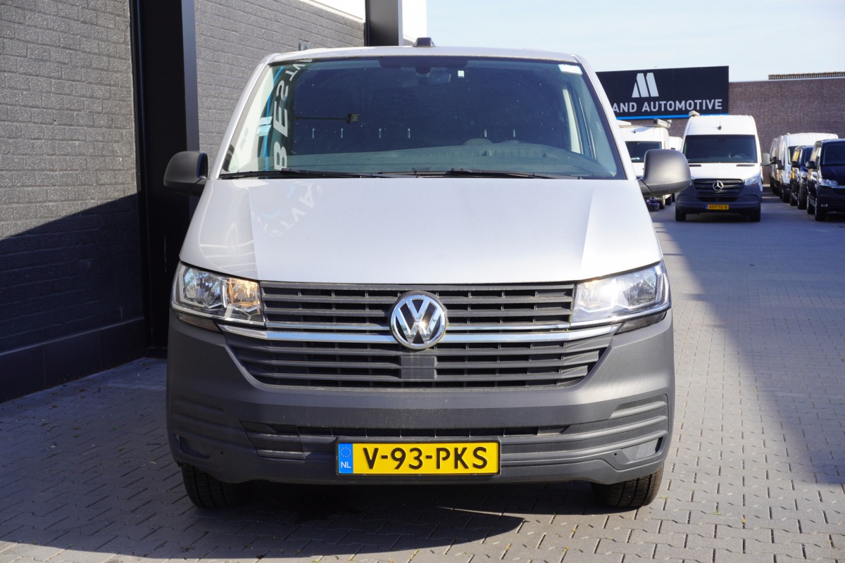 Volkswagen Transporter 2.0 TDI 150PK EURO 6 - Airco - Cruise - PDC - €14.900,- Excl.