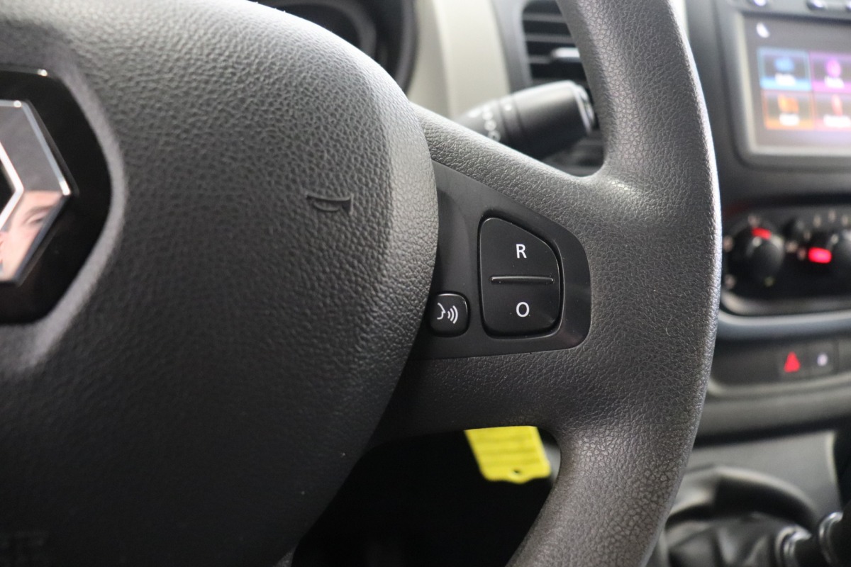 Renault Trafic 1.6 dCi - Airco - Navi - Cruise - €6.950,- Excl. btw