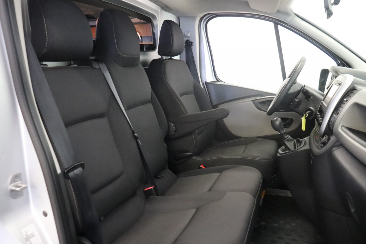 Renault Trafic 1.6 dCi - Airco - Navi - Cruise - €6.950,- Excl. btw